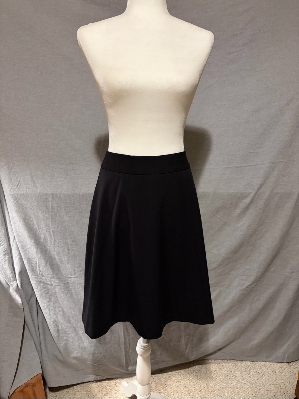White House Black Market Classic Black A-Line Women's Skirt